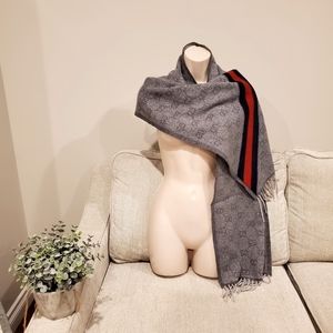Brand new Gucci scarf unisex